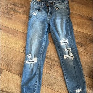 AMERICAN EAGLE SKINNY JEANS, SIZE 2 SHORT, MID RISE, GOOD CONDITION